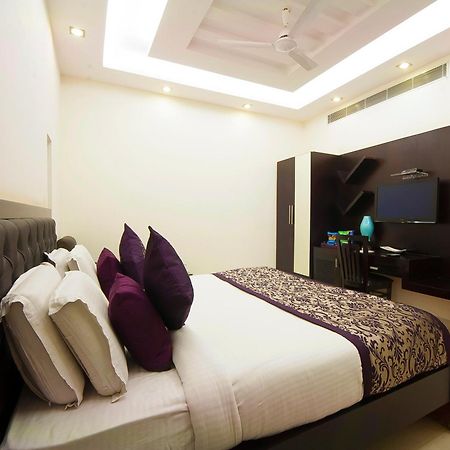 Hotel Transit International- Aerocity Delhi Airport New Delhi Extérieur photo