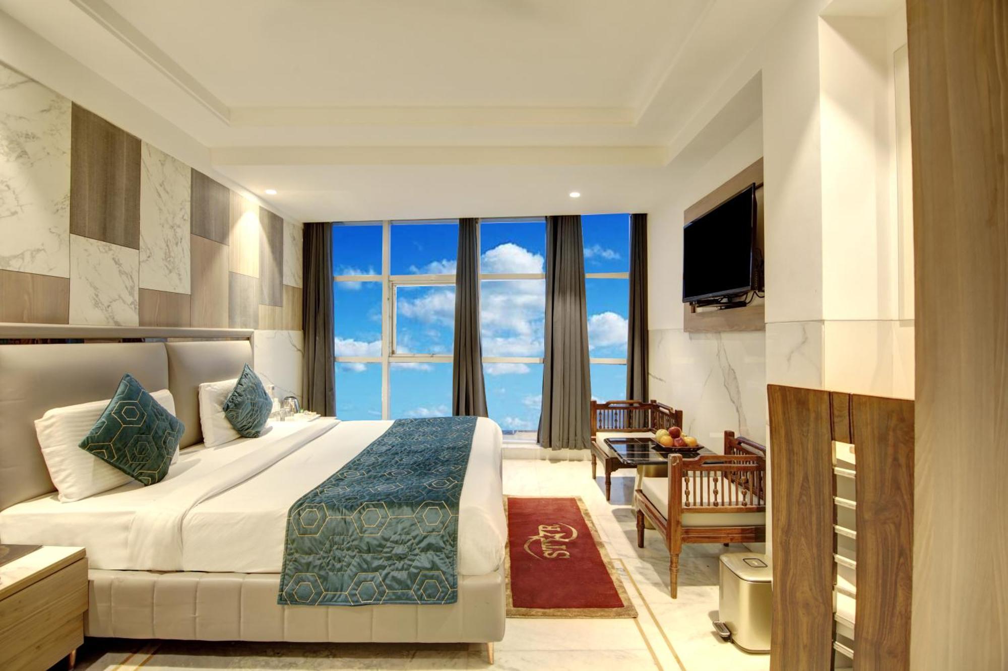 Hotel Transit International- Aerocity Delhi Airport New Delhi Extérieur photo