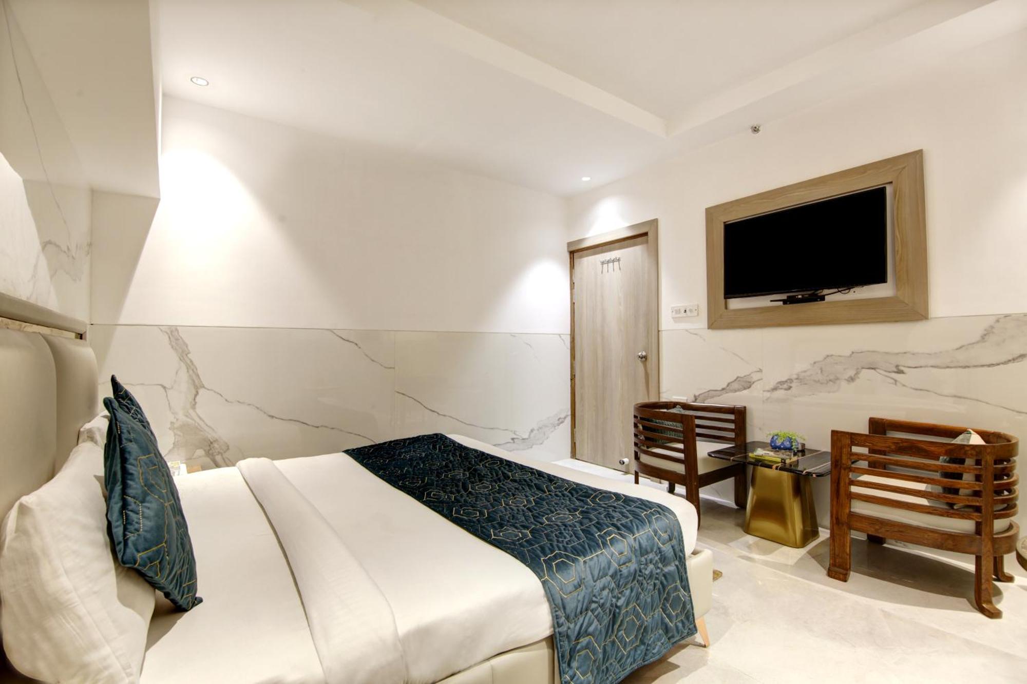 Hotel Transit International- Aerocity Delhi Airport New Delhi Extérieur photo