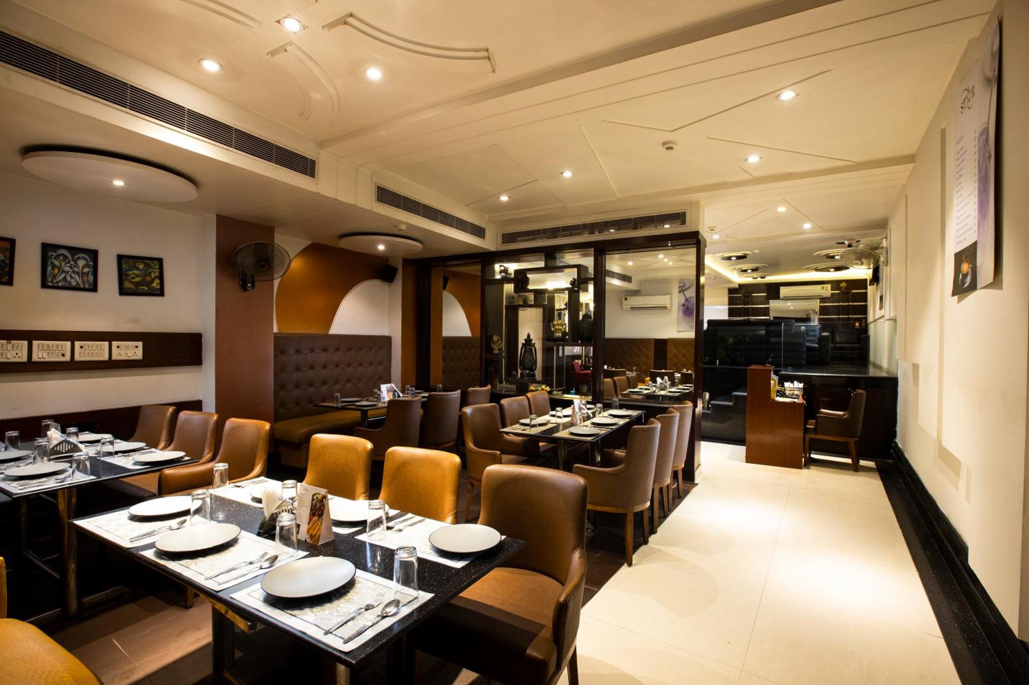 Hotel Transit International- Aerocity Delhi Airport New Delhi Extérieur photo