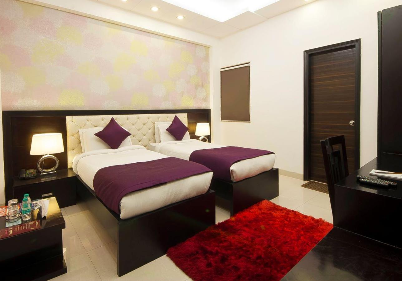 Hotel Transit International- Aerocity Delhi Airport New Delhi Extérieur photo