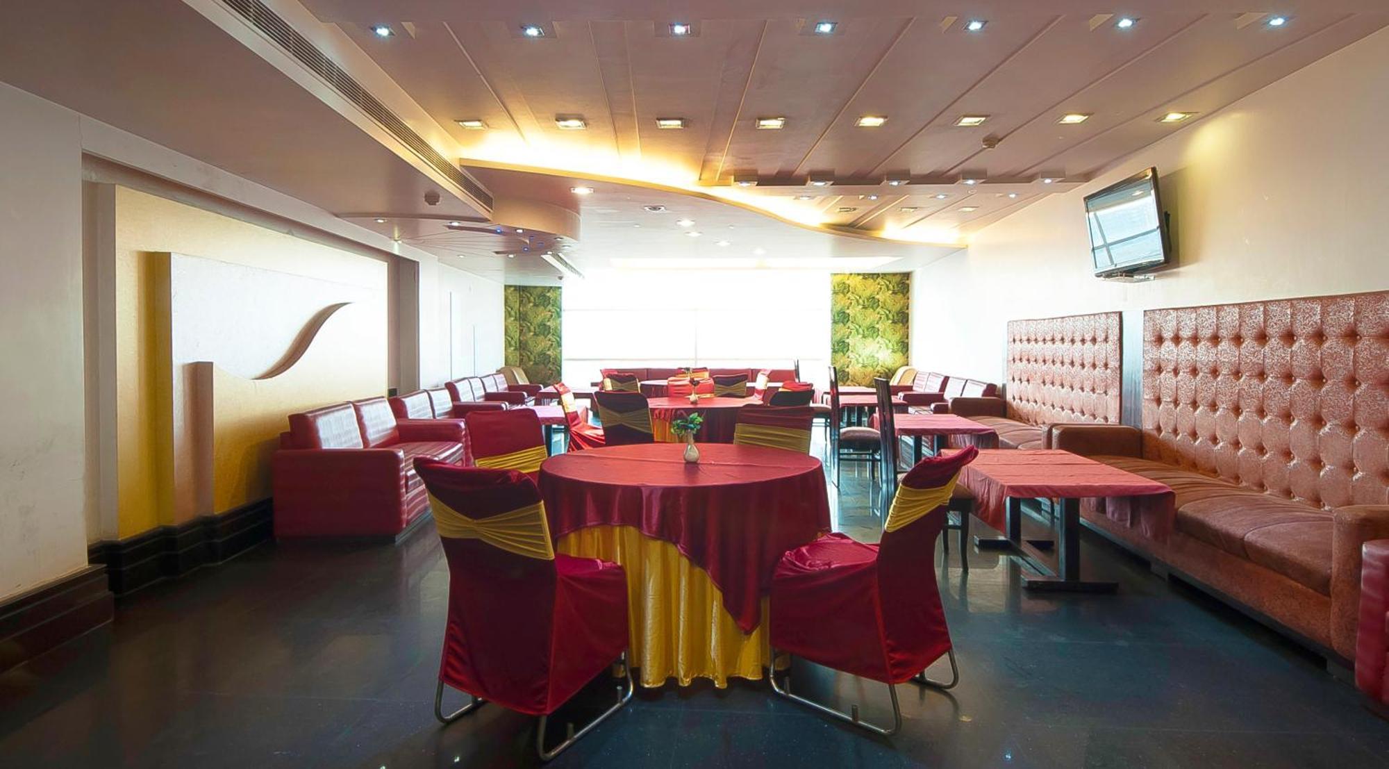 Hotel Transit International- Aerocity Delhi Airport New Delhi Extérieur photo